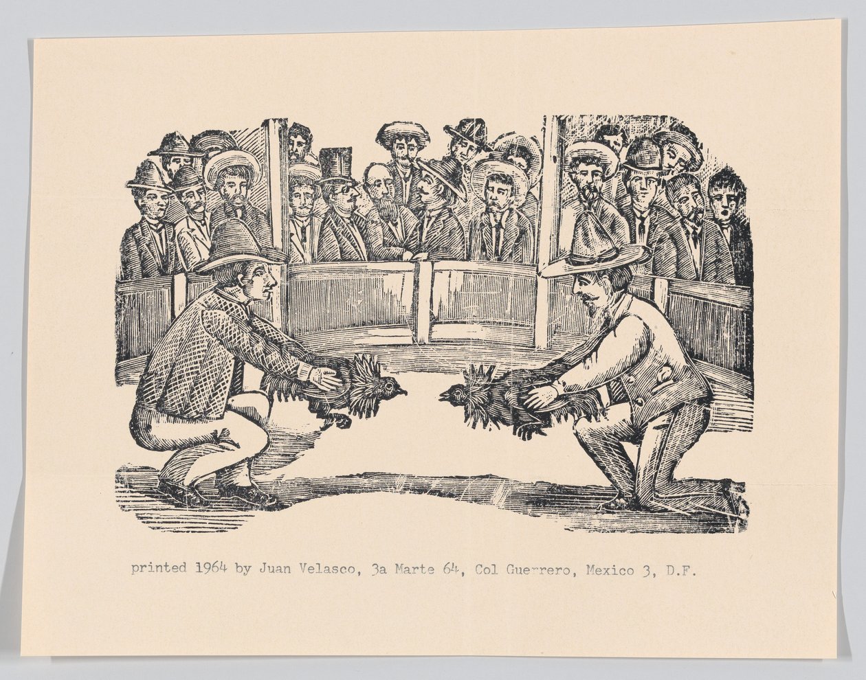 Bir arenada bir dövüşe hazırlanmak için ellerinde horoz tutan iki adam, spe..., ca 1890-1910, 1964'te yeniden basıldı. by José Guadalupe Posada