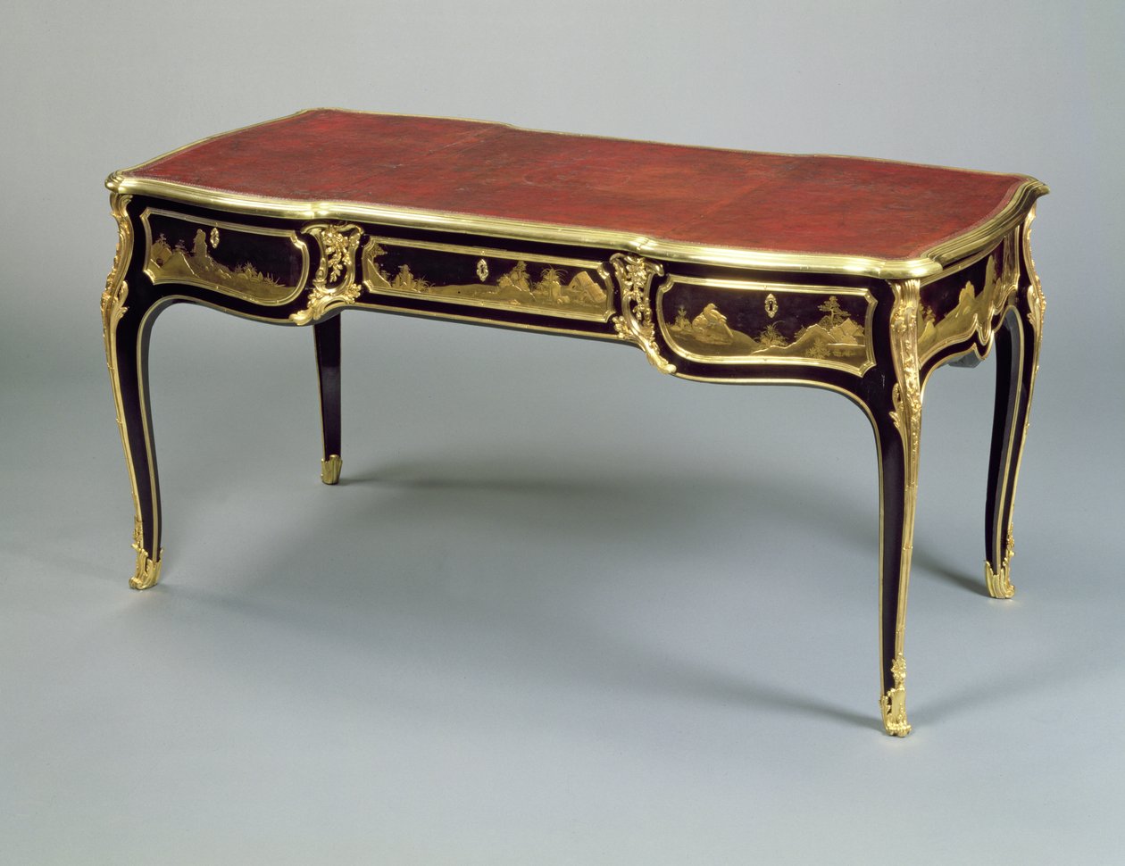 ಲೂಯಿಸ್ XV ಬ್ಯೂರೋ ಪ್ಲಾಟ್, c.1775 (ಮೆರುಗೆಣ್ಣೆ, ಎಬೊನೈಸ್ಡ್ ಮರ)ಟರ್ಕ್ by Joseph Baumhauer