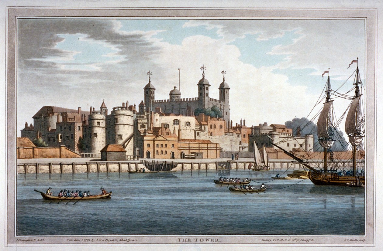 Thames Nehri üzerinde teknelerle Londra Kulesi