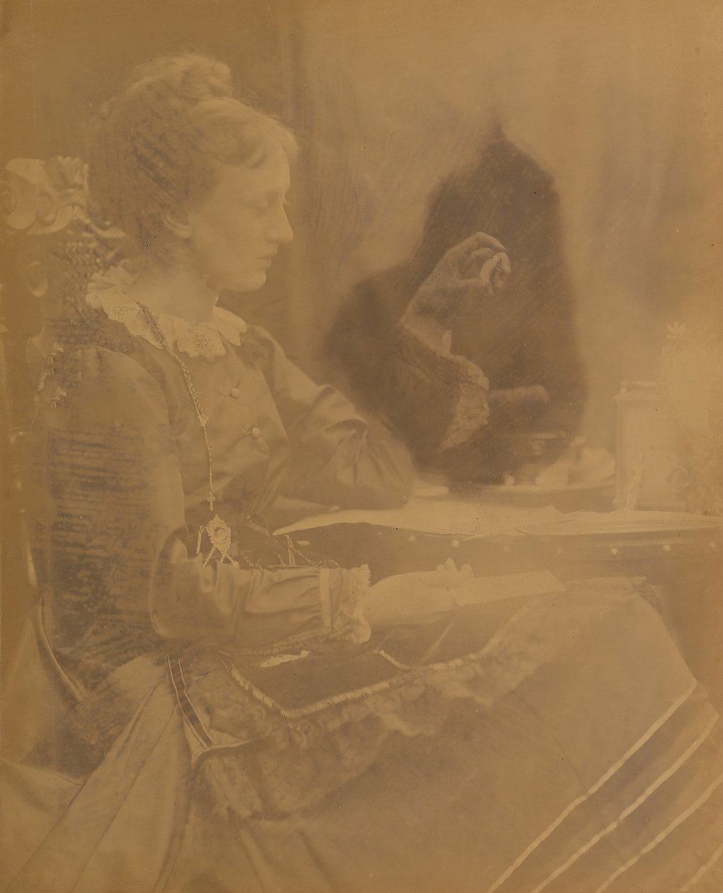Mayıs. Tatlı su, 1870. by Julia Margaret Cameron