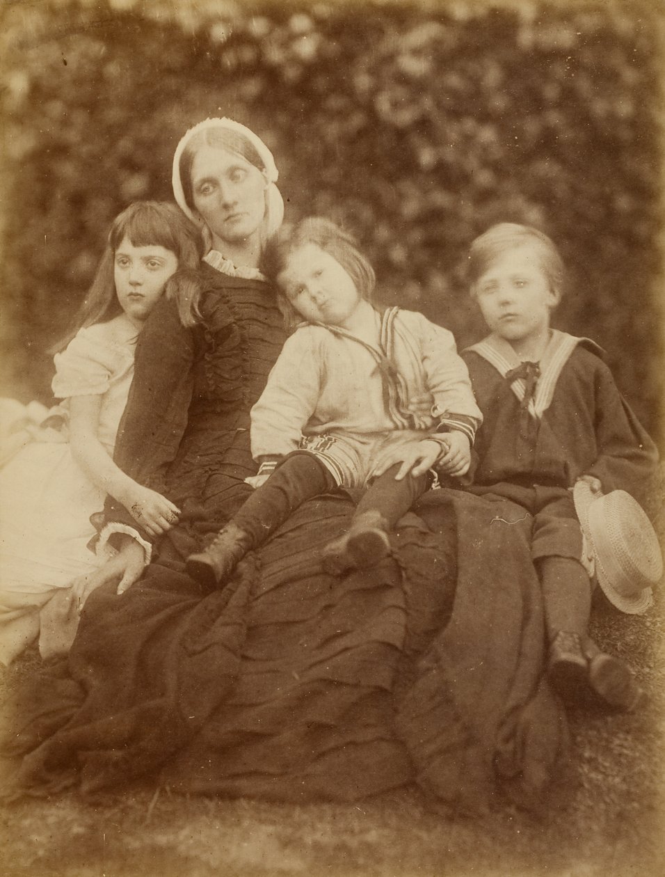 Bayan Herbert Duckworth, Florence Fisher, George Duckworth ve Herbert Fisher ile birlikte by Julia Margaret Cameron