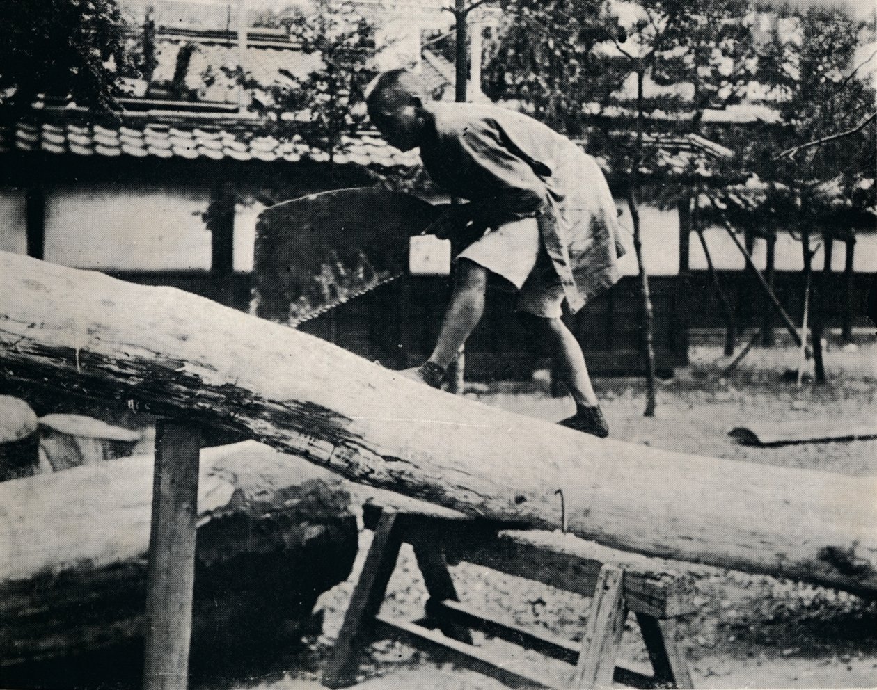 Kesme ve planyalama, sürme hareketi yerine çekme ile yapılır, c1900, 1921 by Julian Leonard Street