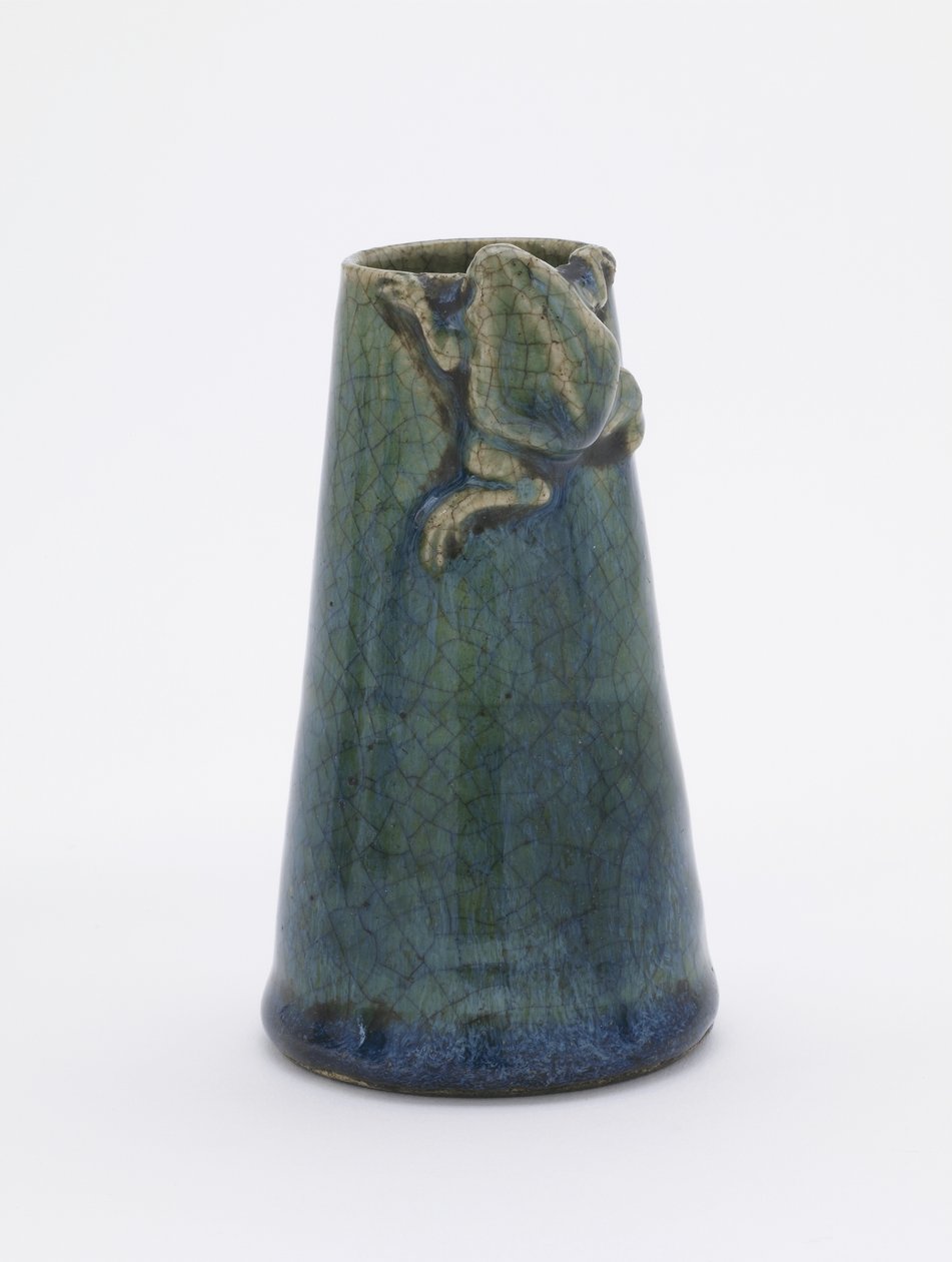 Çay seremonisi potası, Seto, Aichi ili, Edo dönemi, 18. yüzyılın sonu ile 19. yüzyılın başı (bakır yeşili sırlı taş eşya) by Kato Shunu