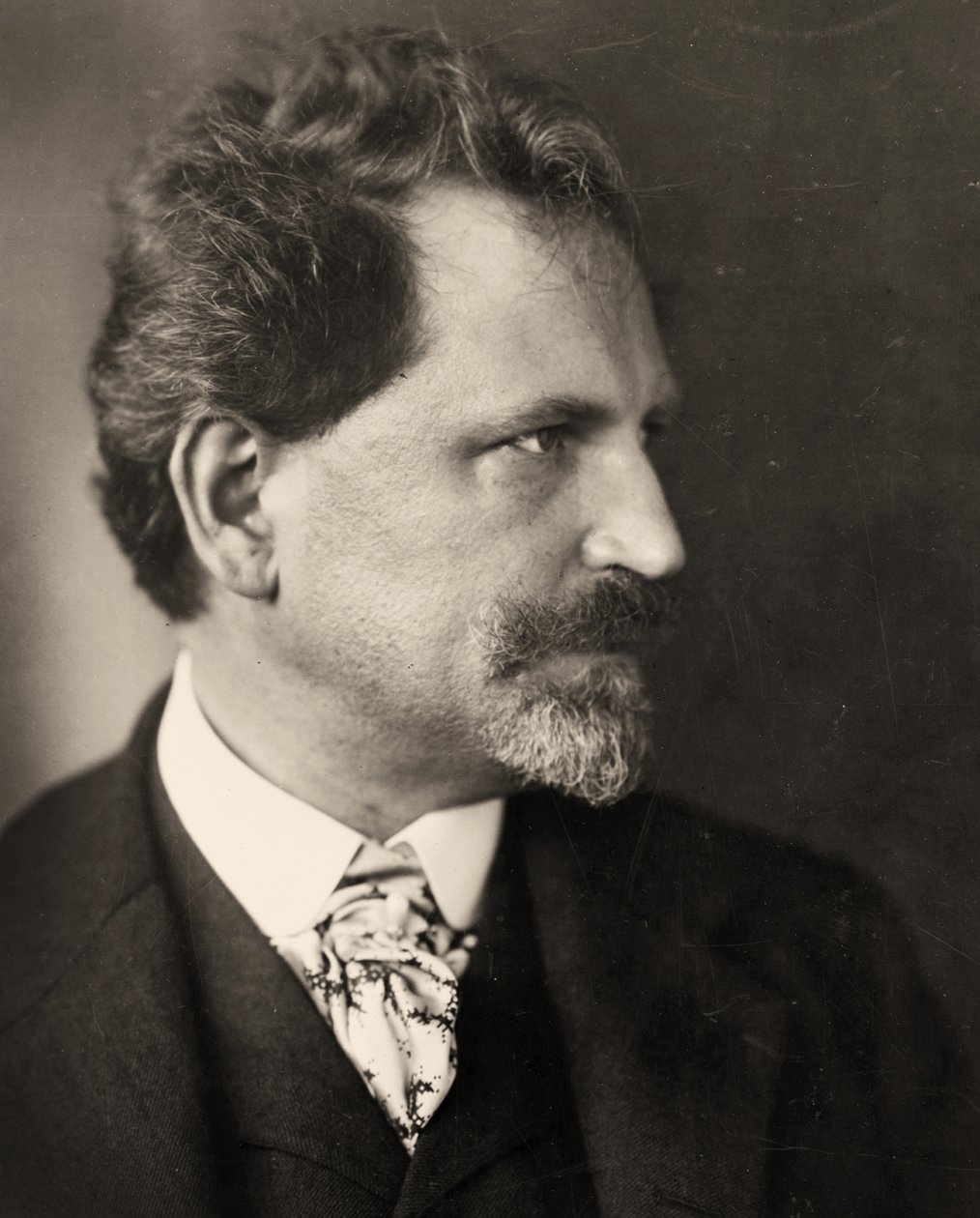 Alfons Mucha