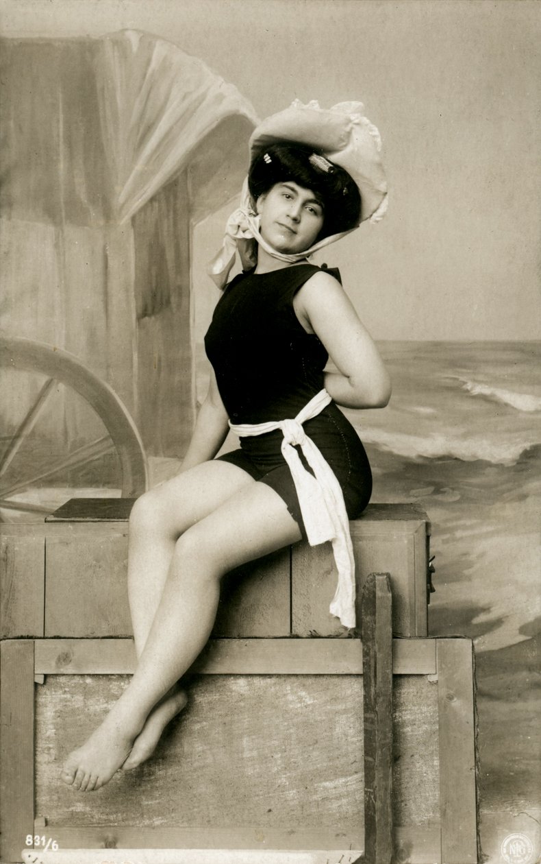 Mayo giyen kadın, c. 1900
