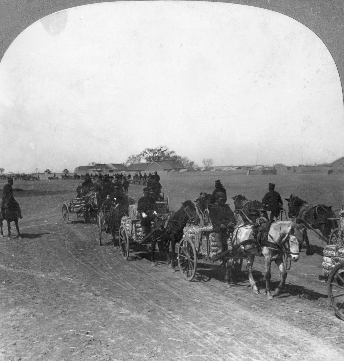 Japon askeri ulaşım treni, Mançurya, 1906 by Keystone View Company