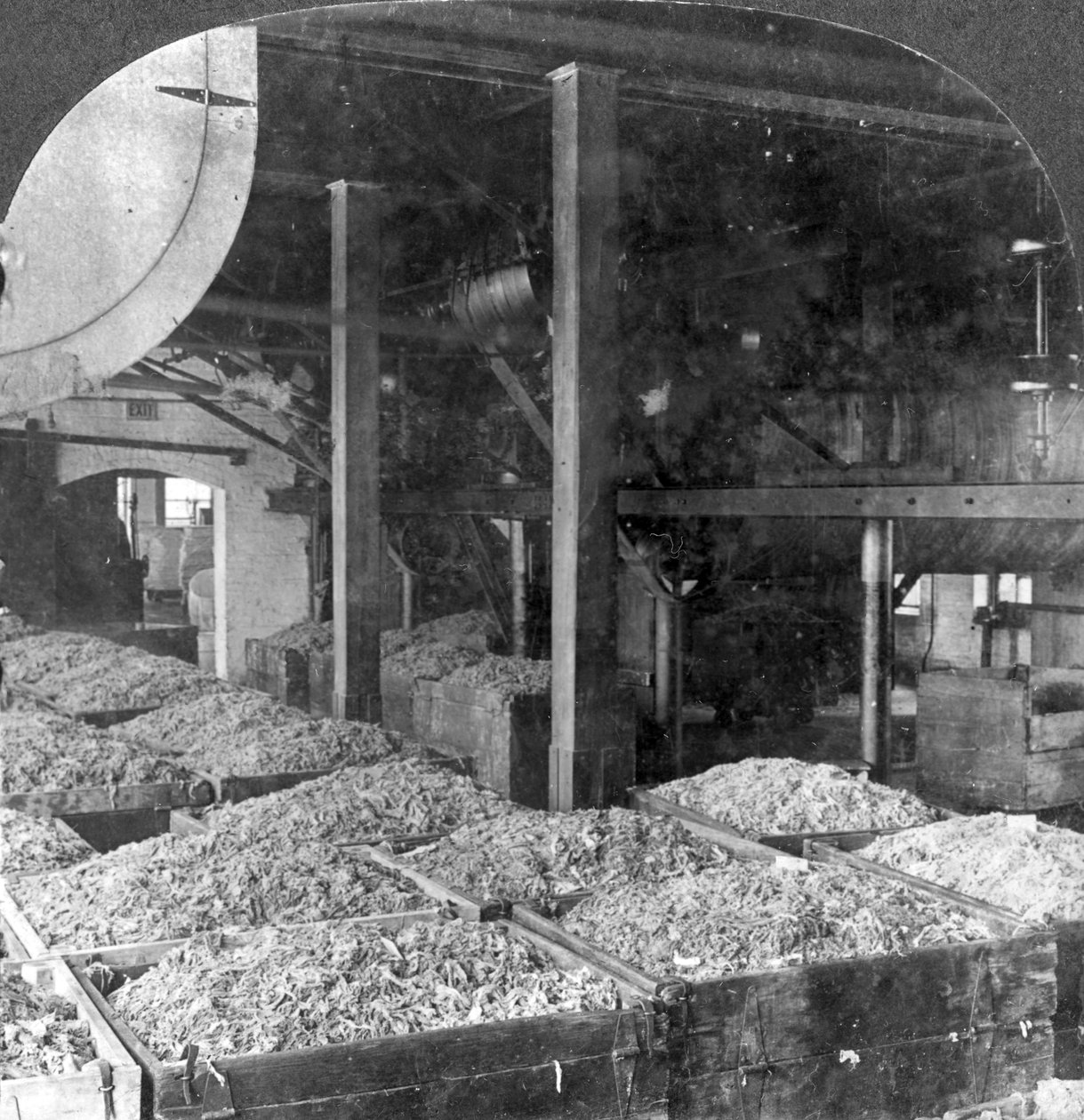 Paçavralardan kağıt yapmak, Holyoke, Massachusetts, ABD, 20. yüzyıl by Keystone View Company