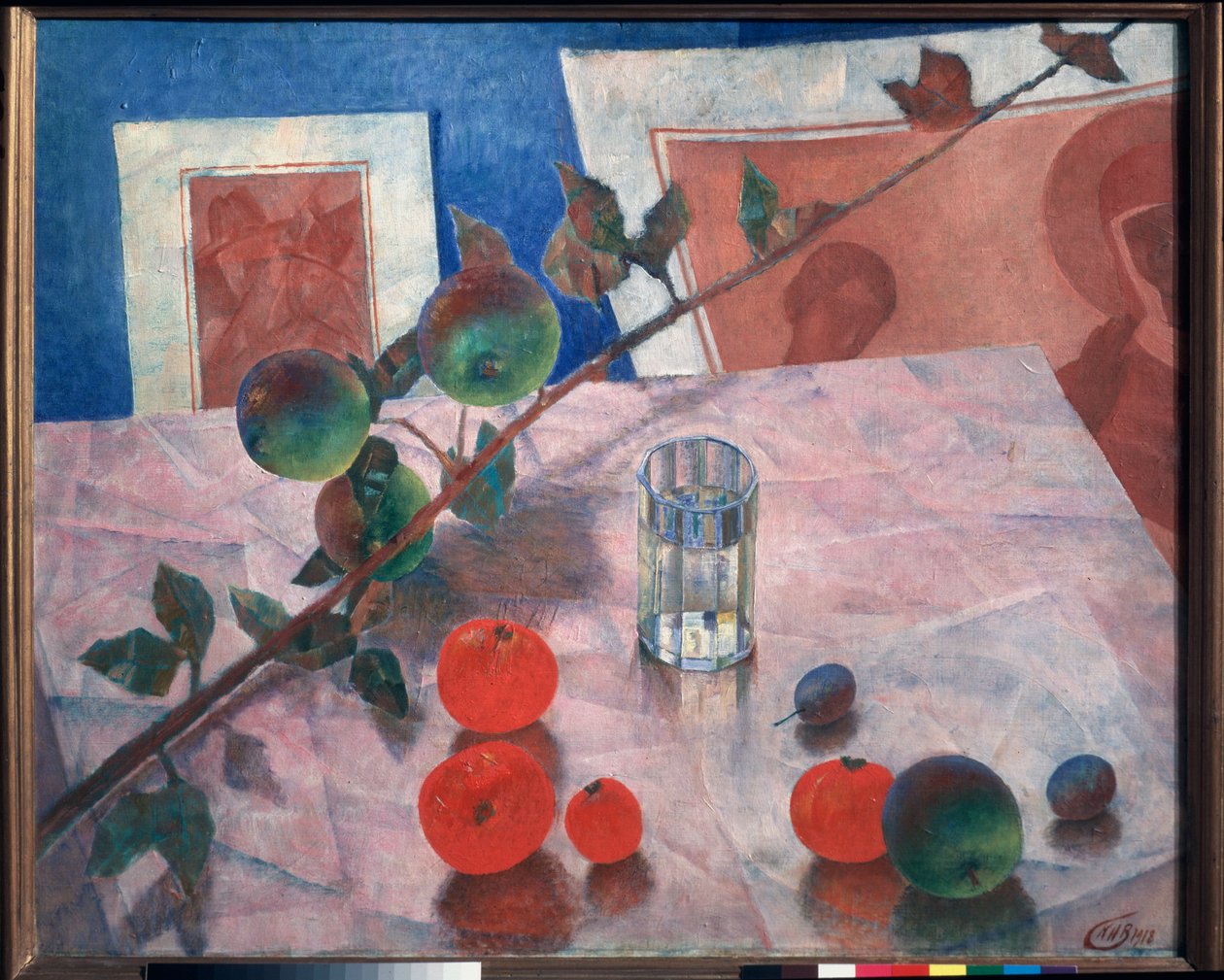 Pembe natürmort. (masanın bir köşesinde, gravürlerin önünde, bir bardak su, bir elma ağacı dalı, erik ve domates). Kuzma Sergeyevich Petrov Vodkin (Petrov-Vodkin) (Kouzma Petrov Vodkin) (Petrov-Vodkin) (1878-1939), yağlı boya by Kuzma Sergeevich Petrov Vodkin