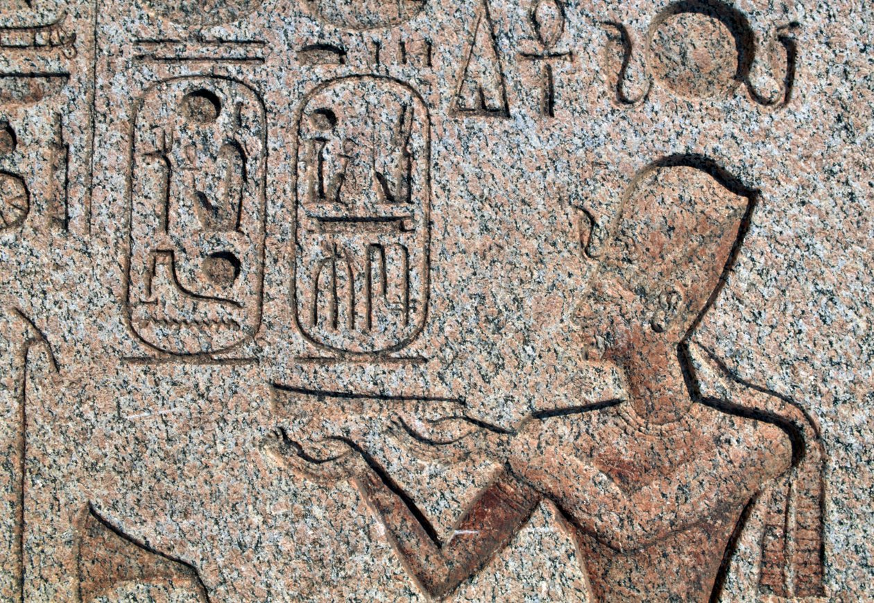 Ramses II, Büyük Amun Tapınağı, Tanis, Mısır, Mısır uygarlığı, Yeni Krallık, Hanedan XIX kabartmaları ve yazıtları ile Dikilitaş by Amadeo (after) Modigliani