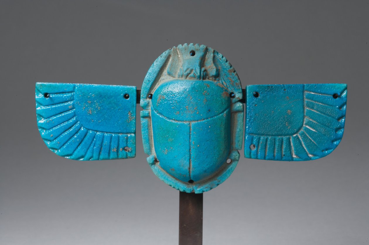 Kanatlı bok böceği (fayans) by Late Period Egyptian
