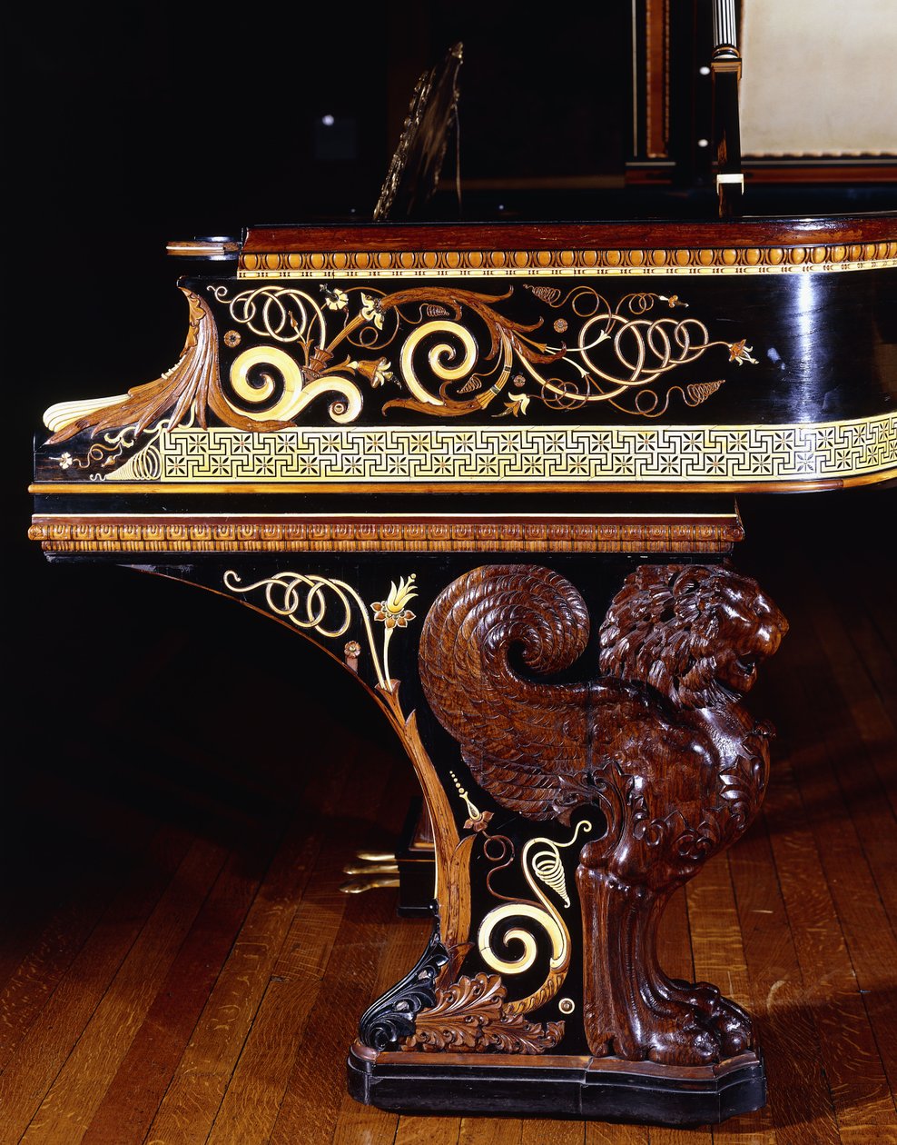 Sir Lawrence Alma-Tadema tarafından tasarlanan, Steinway New York tarafından tasarlanan çok önemli bir piyano. 1887