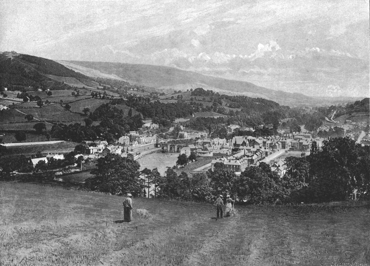 Llangollen ve Karga Kalesi, c1900 by Lettsome and Sons