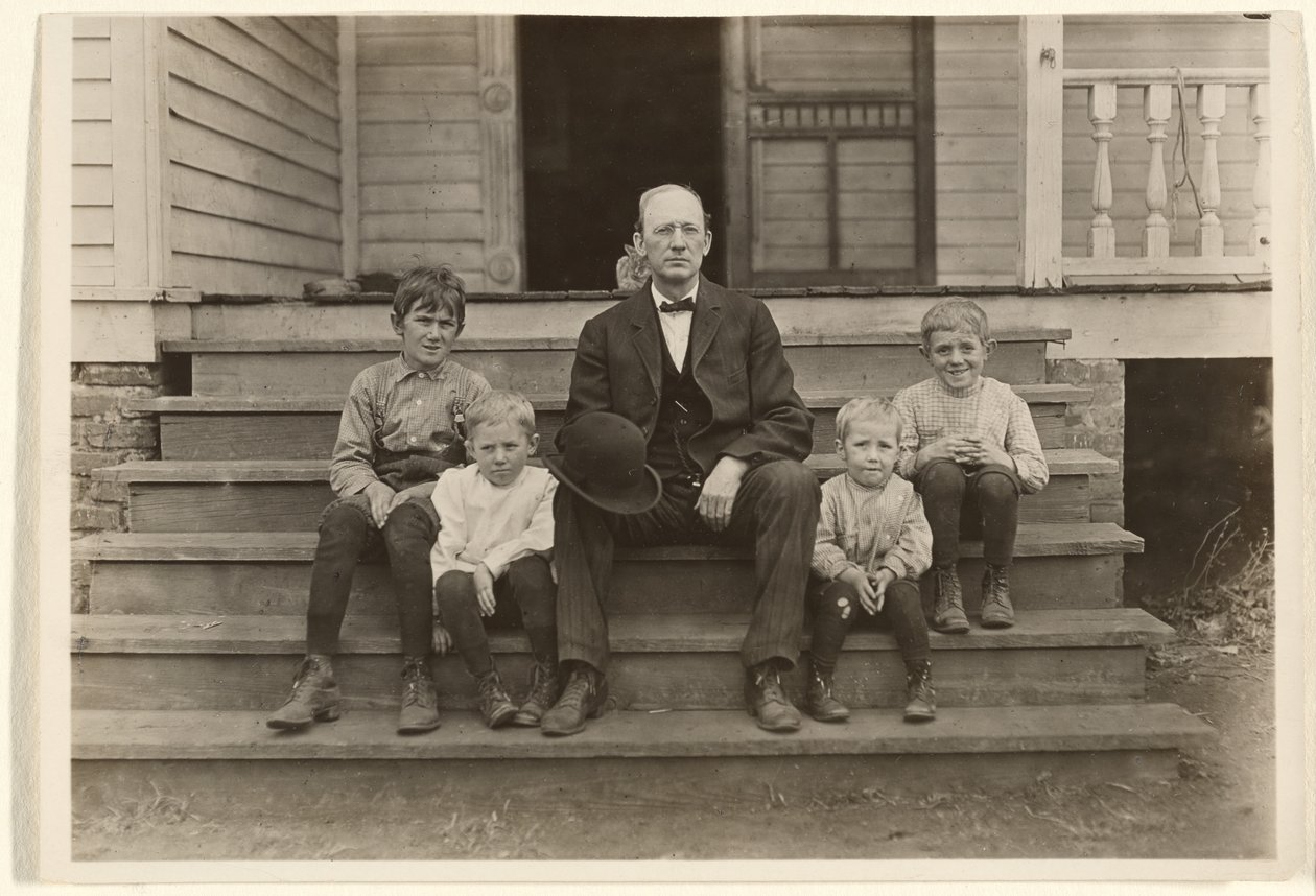  by Lewis W. Hine
