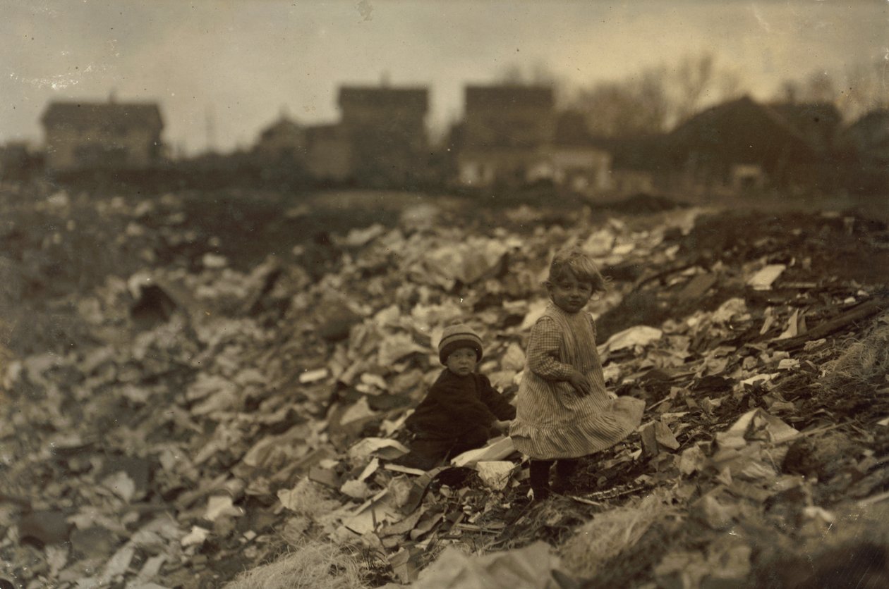  by Lewis Wickes Hine