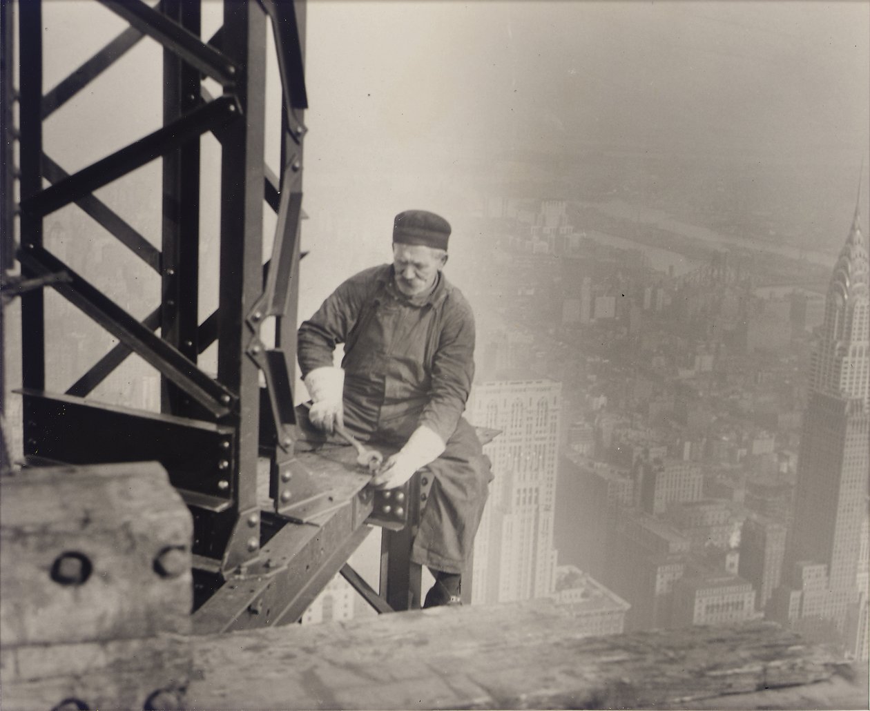 Empire State Binası yapım aşamasında, 1930 by Lewis Wickes Hine