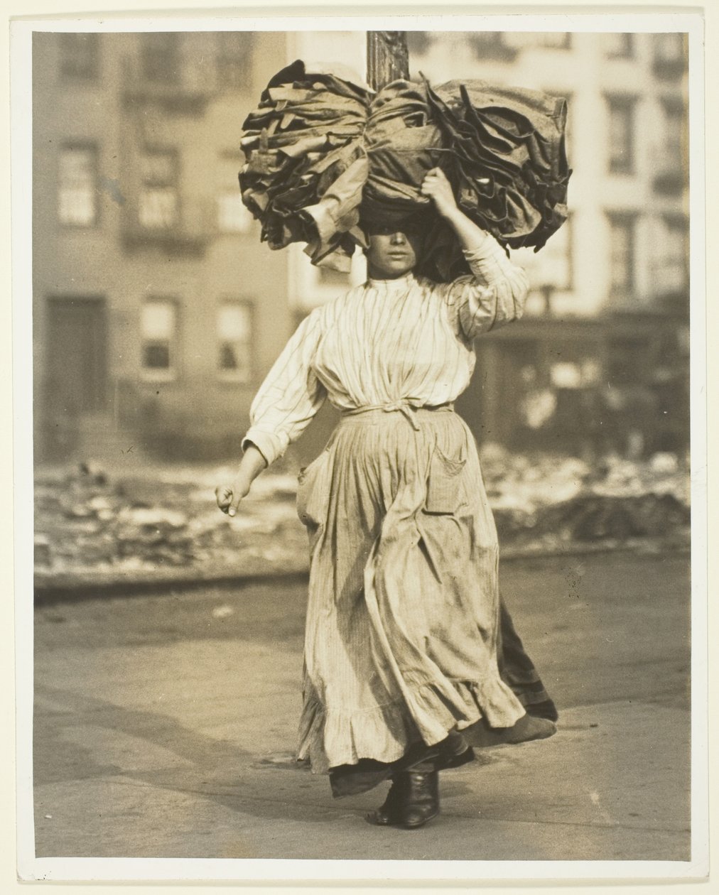  by Lewis Wickes Hine