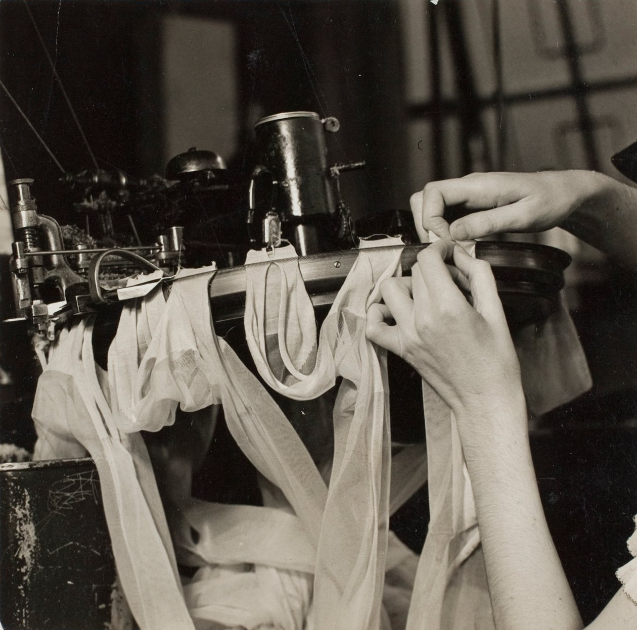  by Lewis Wickes Hine