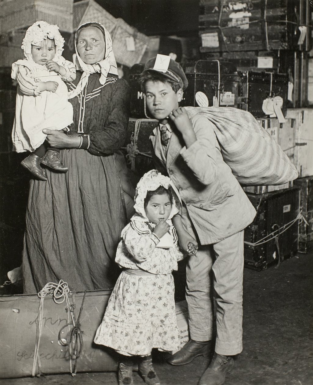  by Lewis Wickes Hine