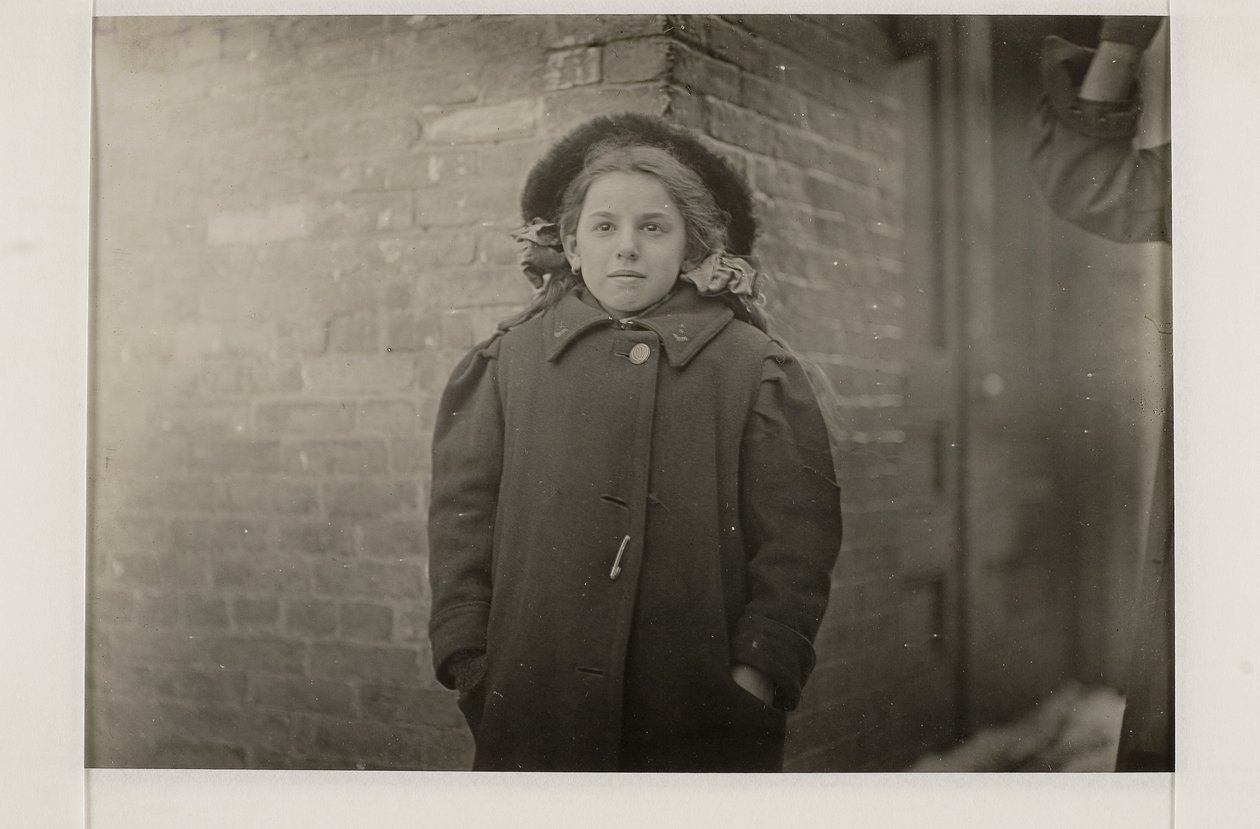 Mary Horn, Hartford, Connecticut, Mart 1909 by Lewis Wickes Hine
