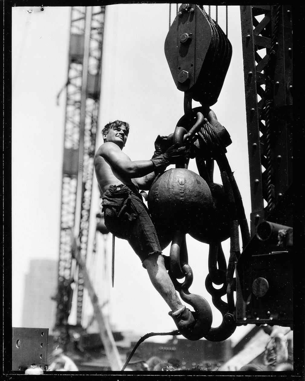 Kaldıraçta, Empire State Binası, 1931 by Lewis Wickes Hine