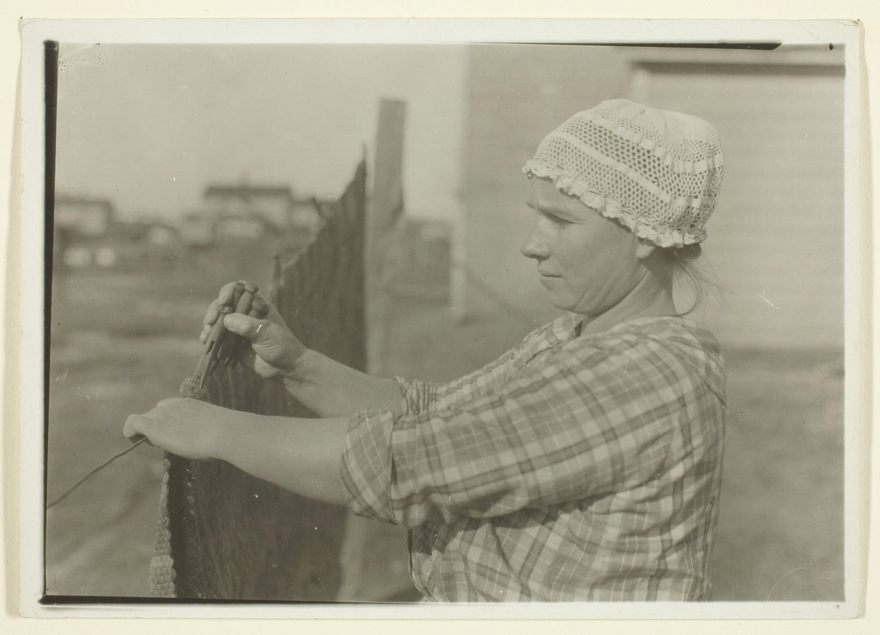  by Lewis Wickes Hine