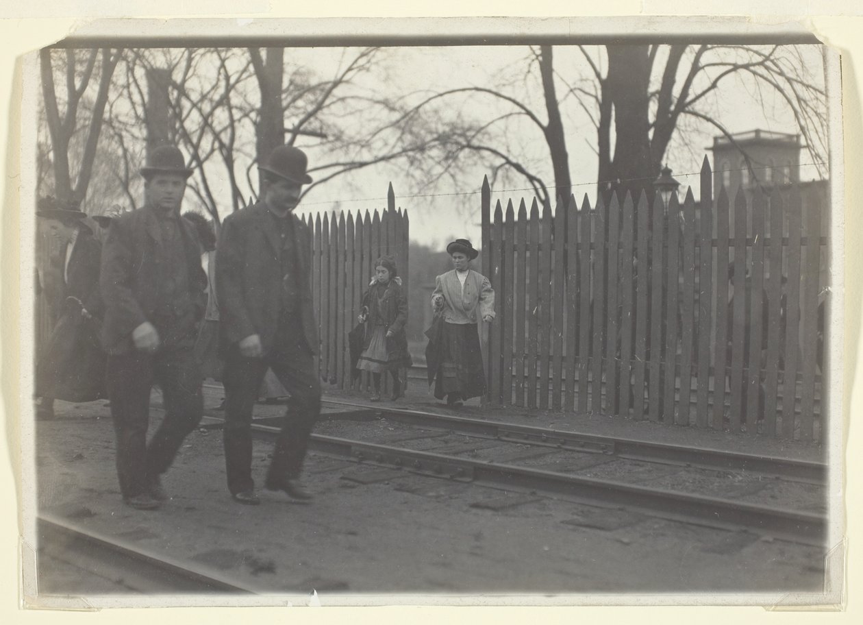  by Lewis Wickes Hine
