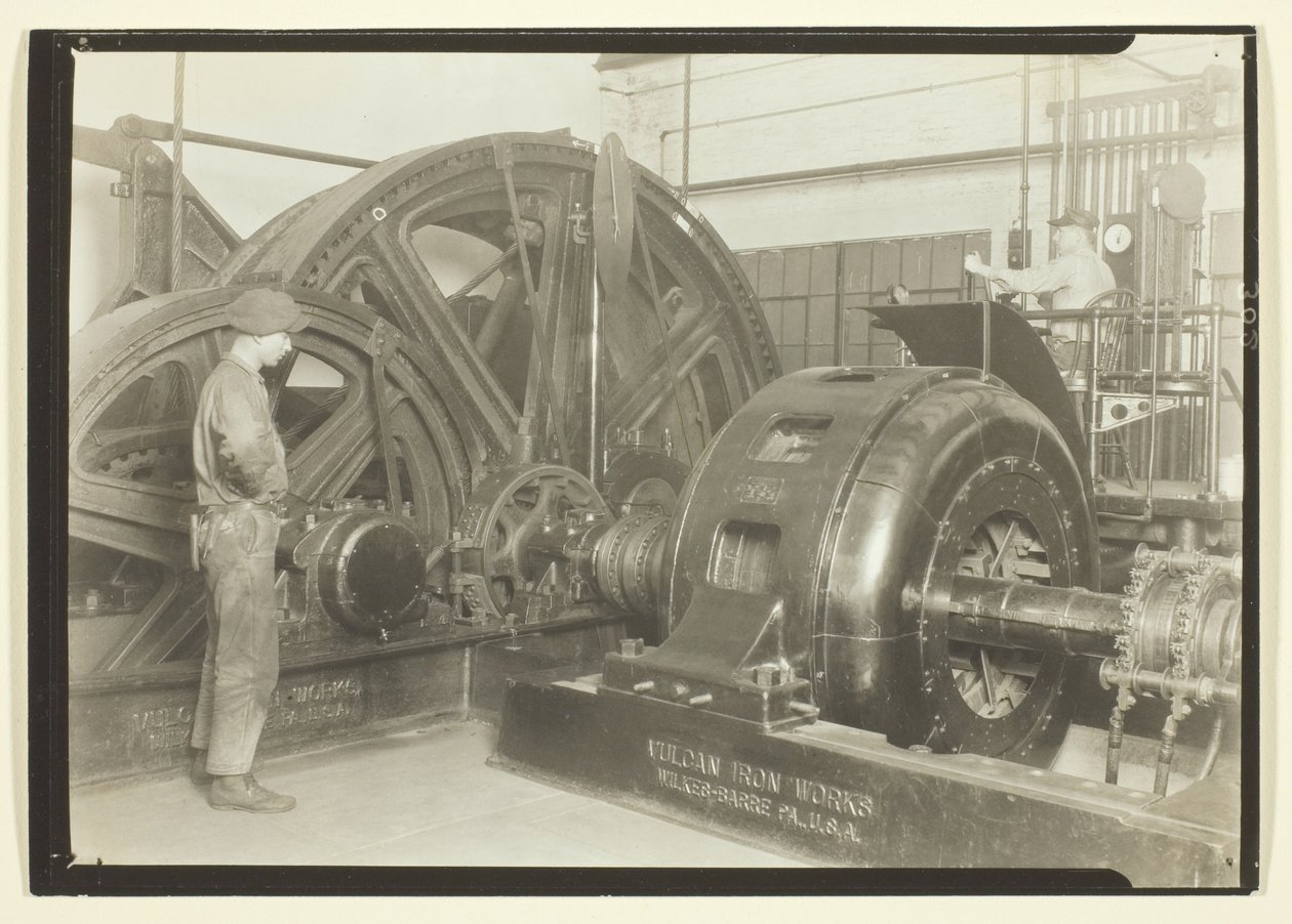  by Lewis Wickes Hine