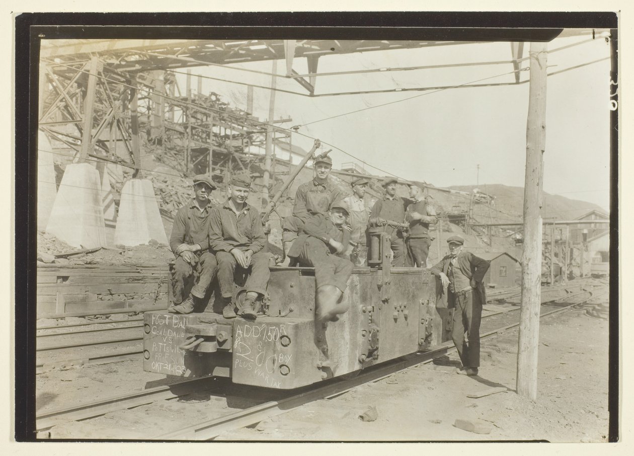 by Lewis Wickes Hine