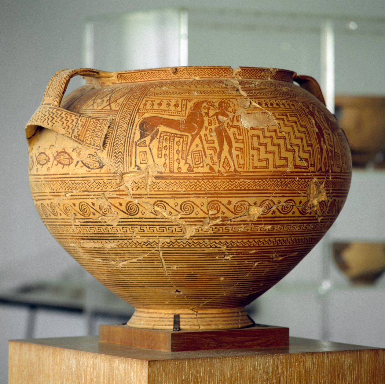 Argive krater geometrik süslemeli, çapı 50 cm, Yunan uygarlığı, MÖ 8. yy by Unbekannt Unbekannt