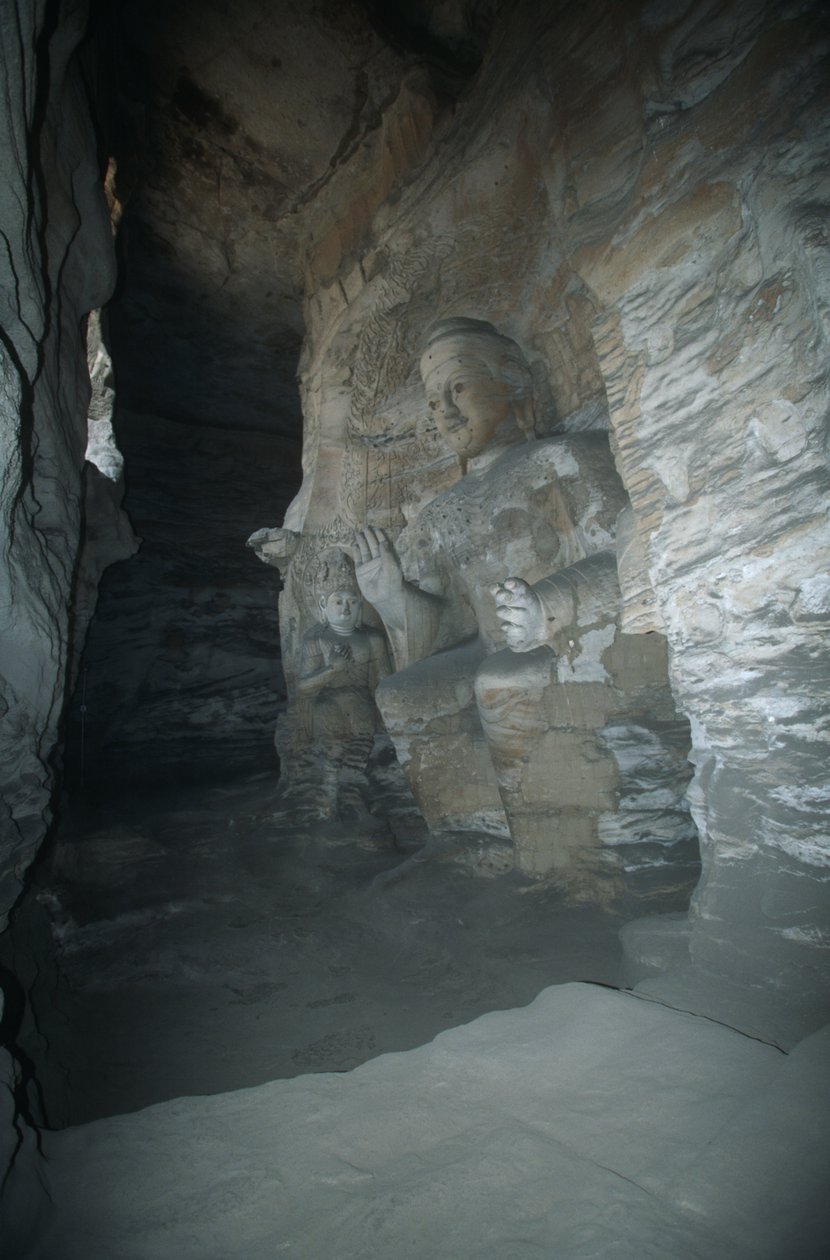 Çin, Shanxi eyaleti, Yungang Mağaralarında Buda