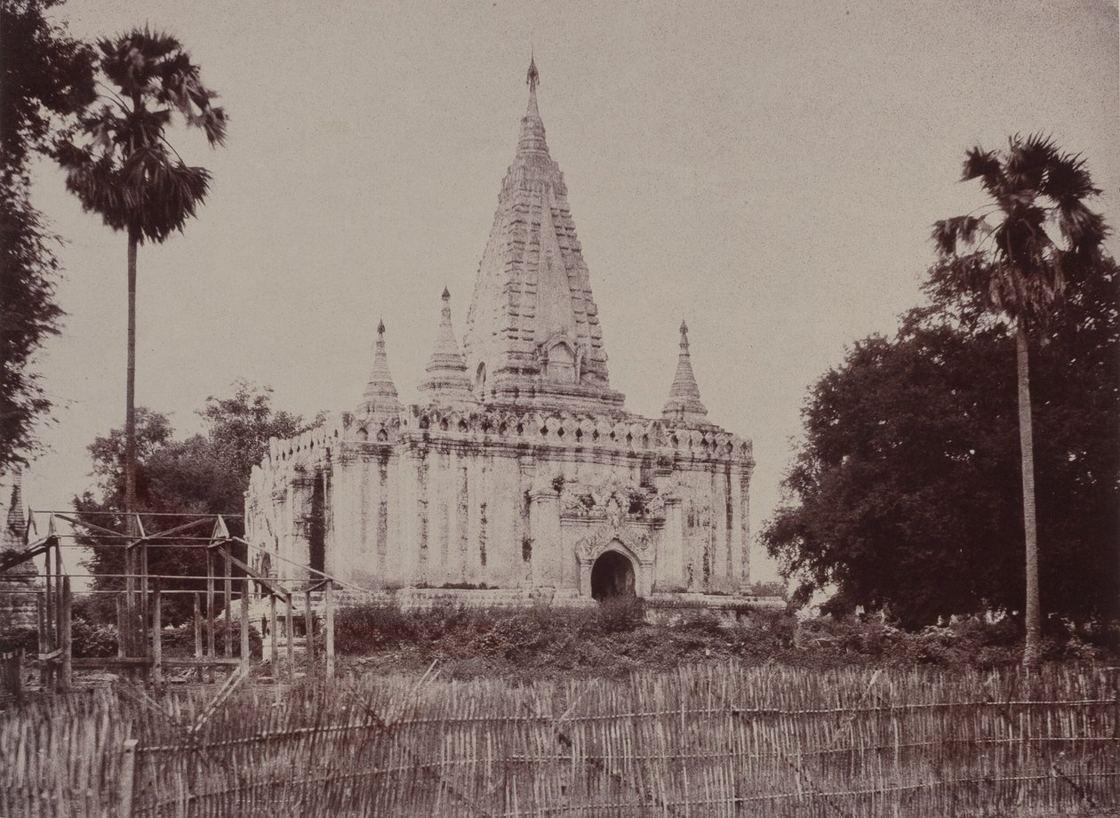 Thayet Myo: Kantonun Güneyindeki Pagoda by Linnaeus Tripe