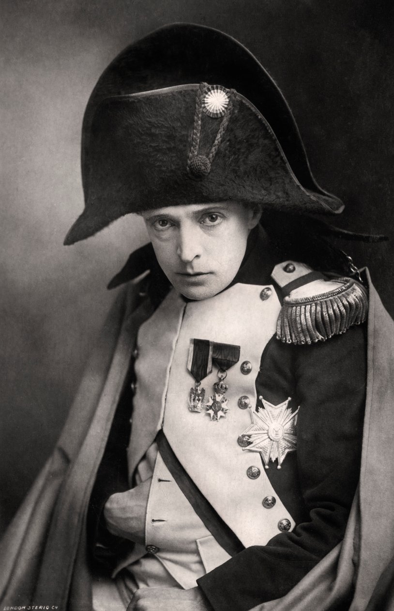 John Martin-Harvey 1863-1944, İngiliz aktör, 20. yüzyılın başlarında. by London Stereoscopic and Photographic Co