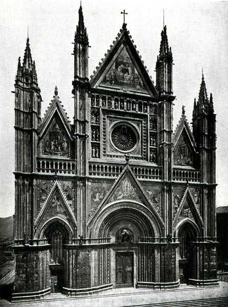 Lorenzo Maitani tarafından tasarlanan Duomo