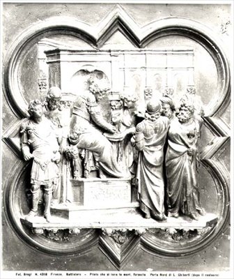 Pontius Pilate Ellerini Yıkanıyor, Vaftizhane kapılarından kabartma, c.1403 (altın yaldızlı bronz) (s/b fotoğraf) by Lorenzo Ghiberti