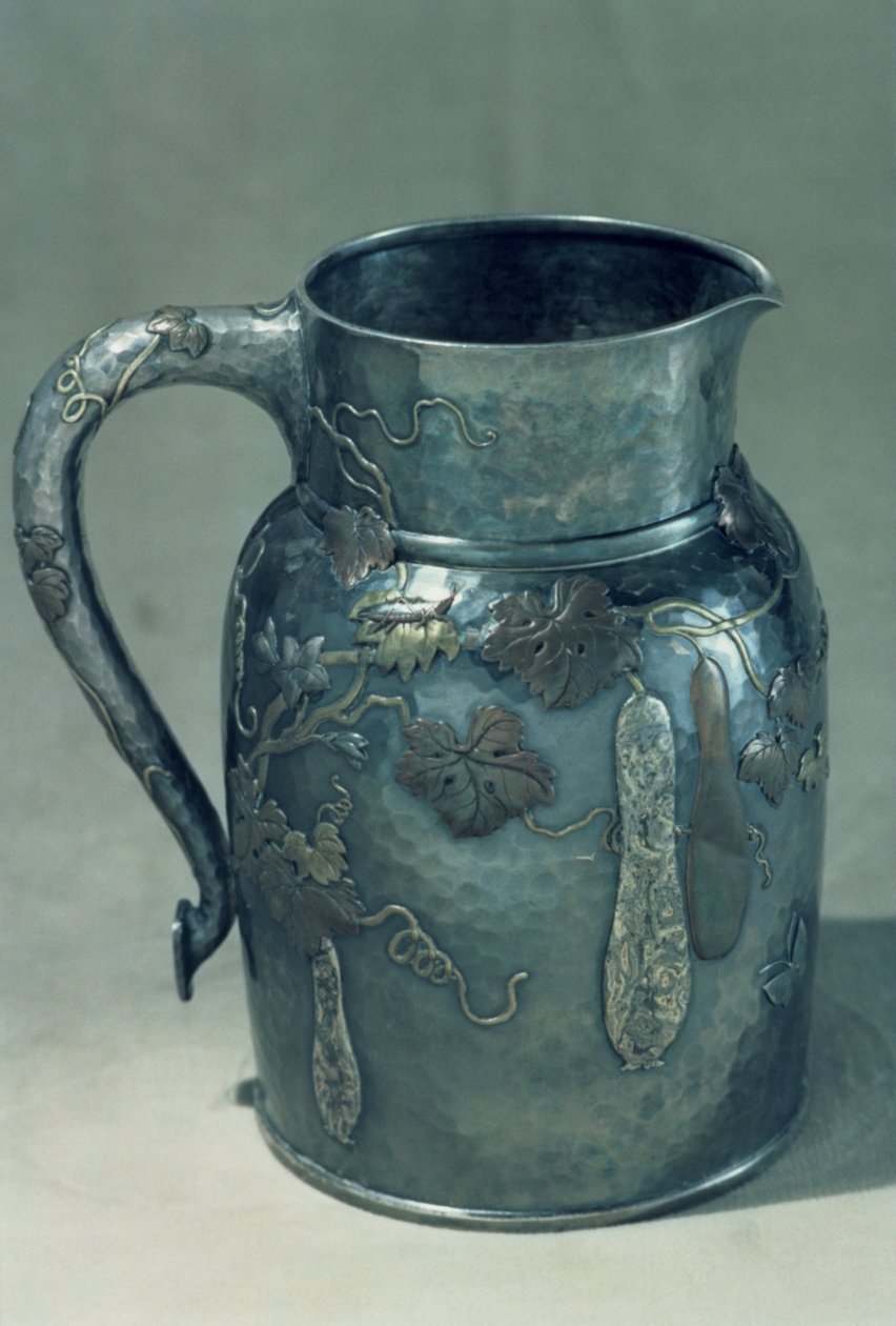 Sürahi, New York, c.1900 (gümüş, pirinç ve bakır) by Louis Comfort Tiffany