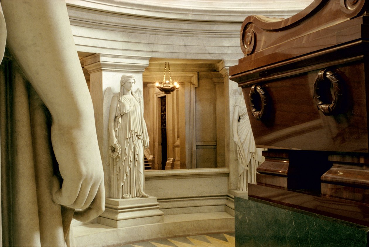 Napolyon Bonapart Mezarı (1769-1821) 1841-61 (taş ve renkli mermer) by Louis or Ludovico Visconti