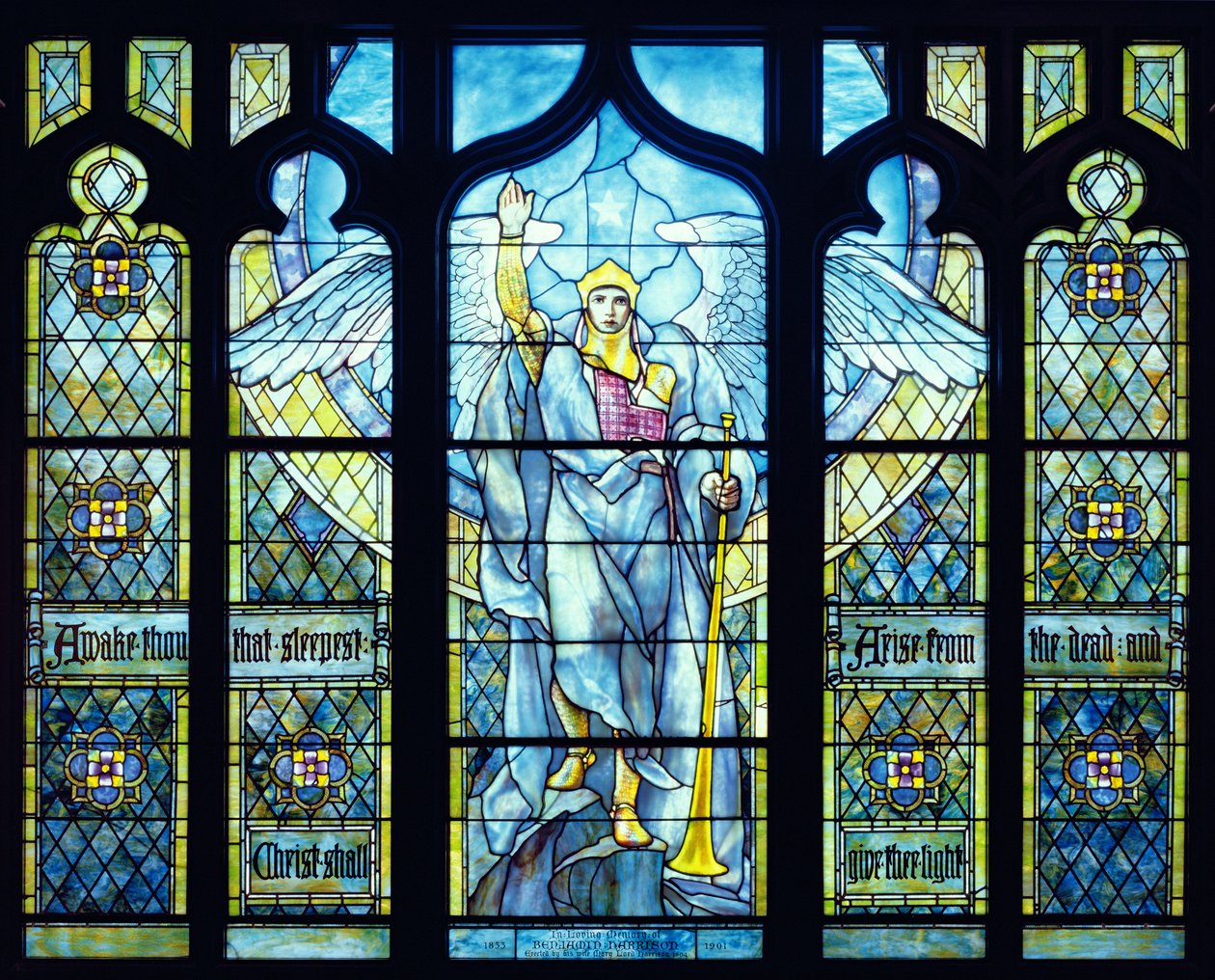 Diriliş Meleği 1904 (vitray) by Louis Comfort Tiffany