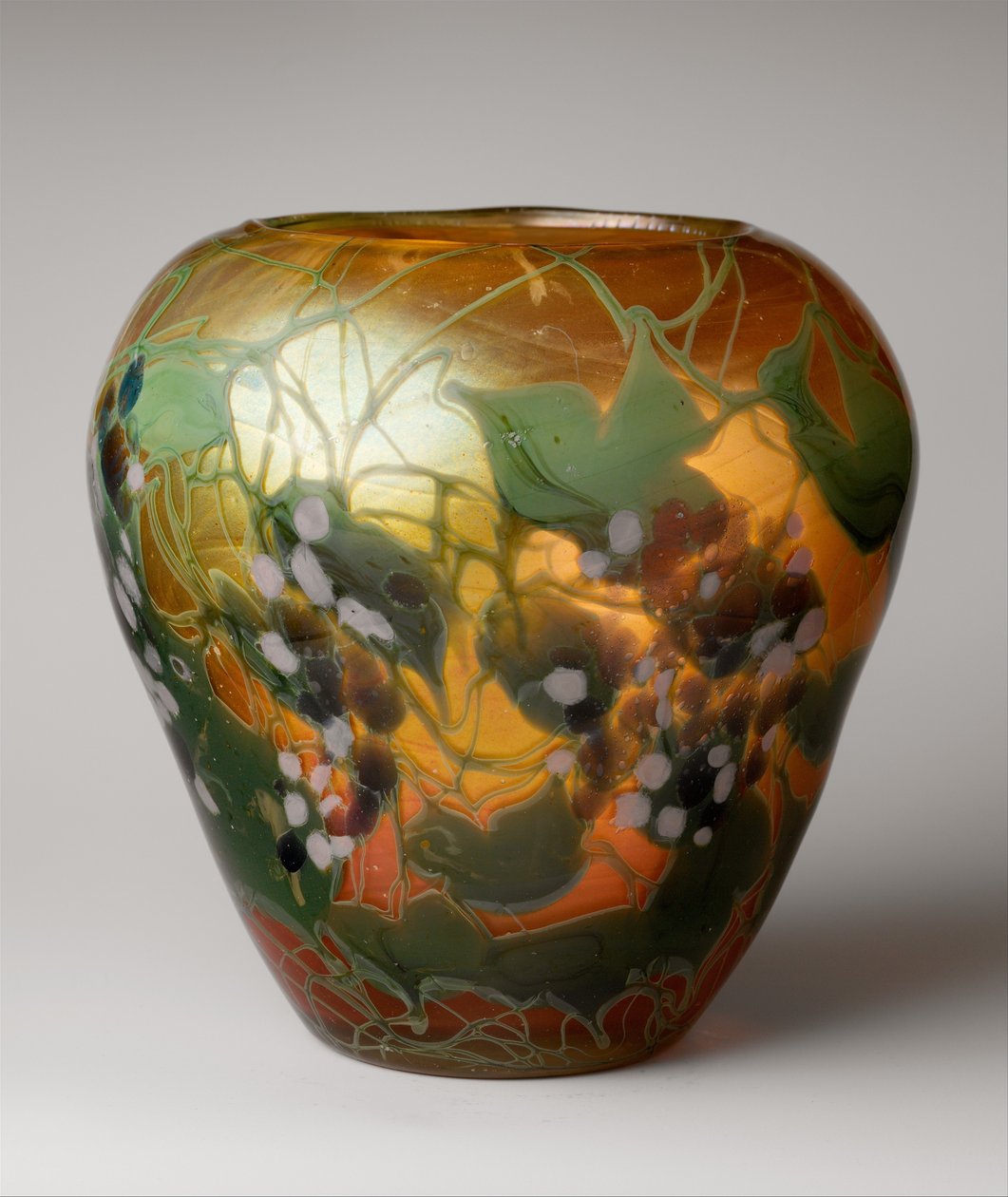 Vazo by Louis Comfort Tiffany
