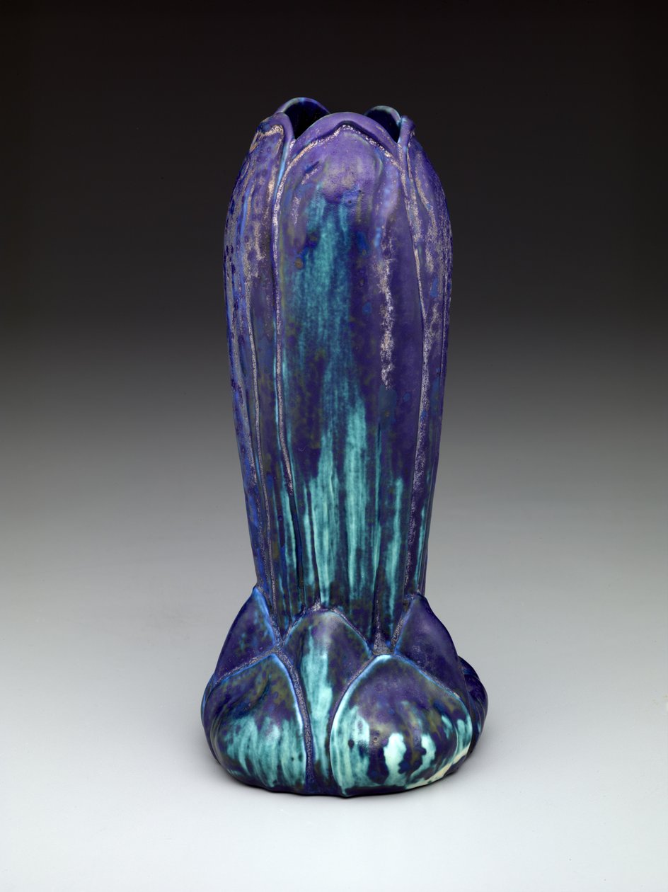 Vazo, c.1905-19 (toprak çömlek) by Louis Comfort Tiffany