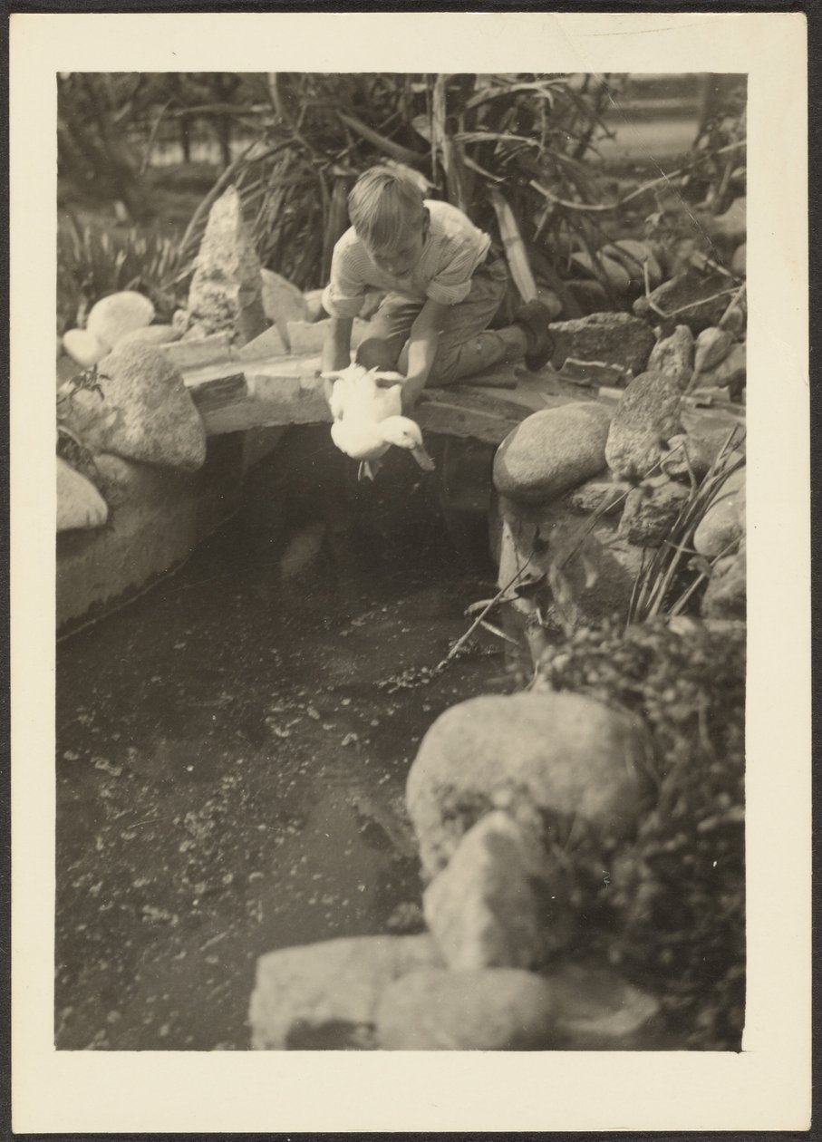  by Louis Fleckenstein