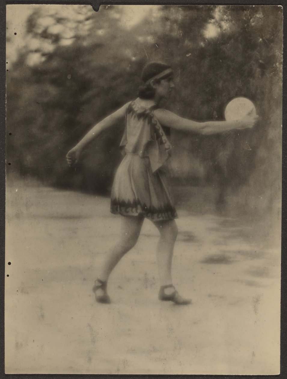  by Louis Fleckenstein