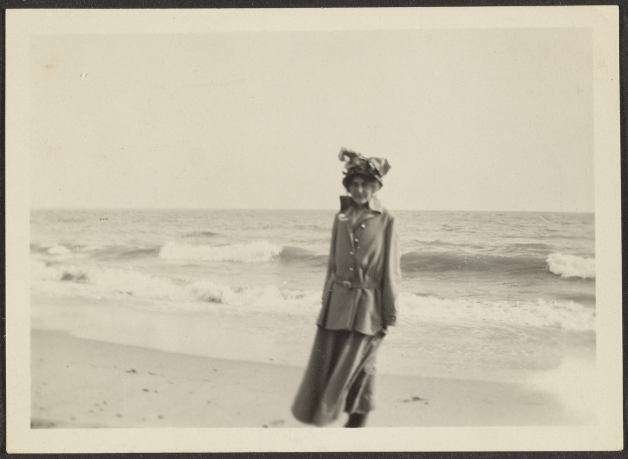 [Florence at the Deach] by Louis Fleckenstein