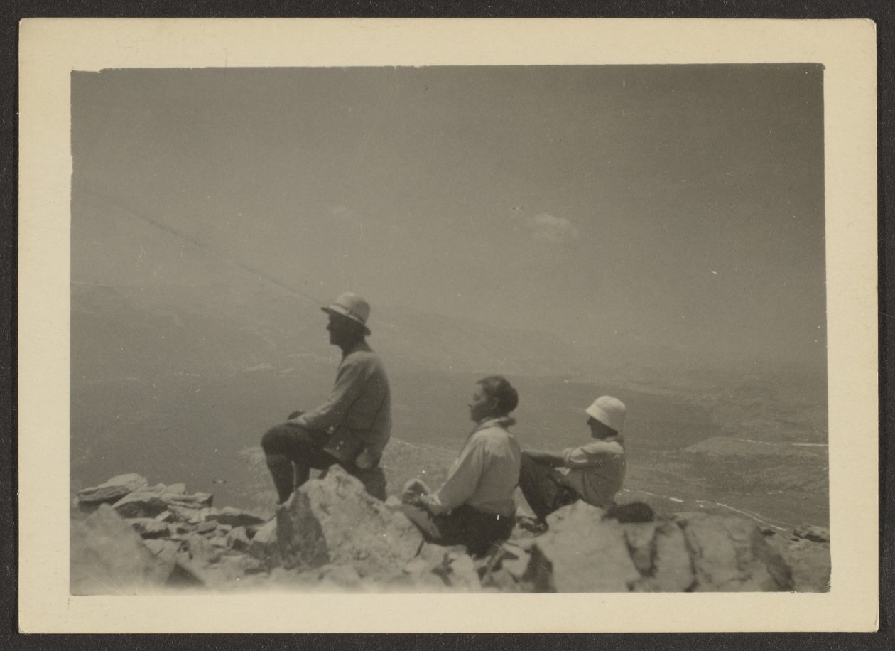  by Louis Fleckenstein