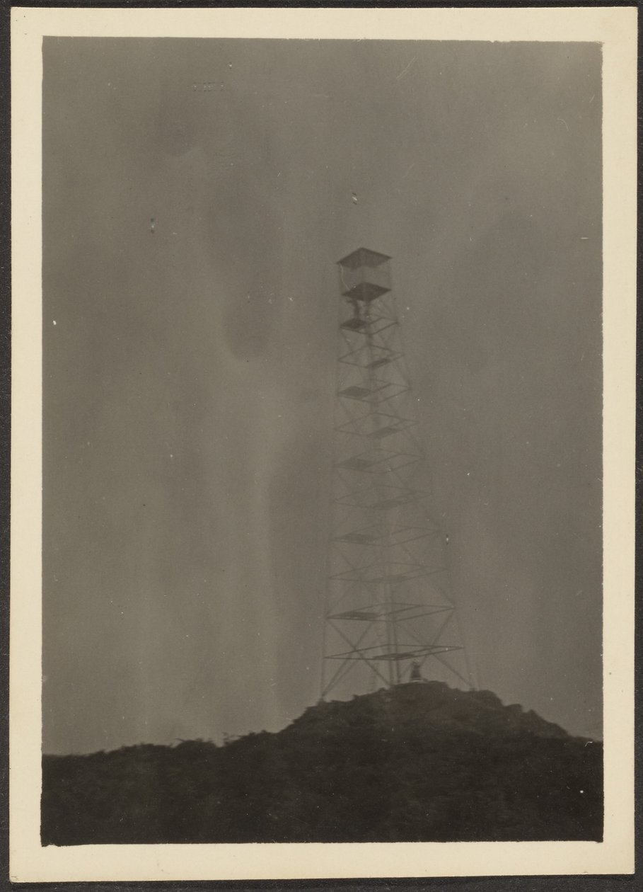  by Louis Fleckenstein