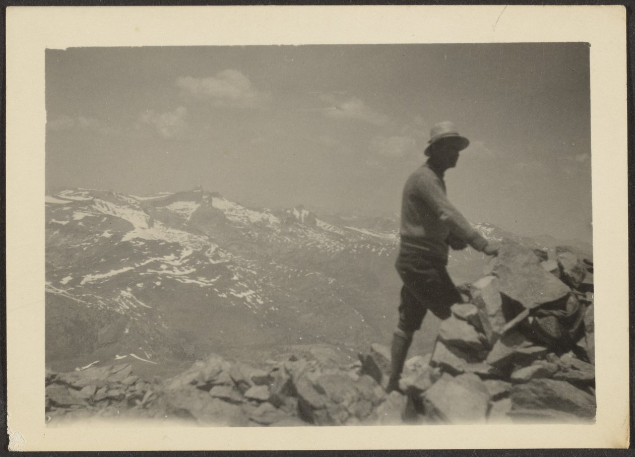  by Louis Fleckenstein