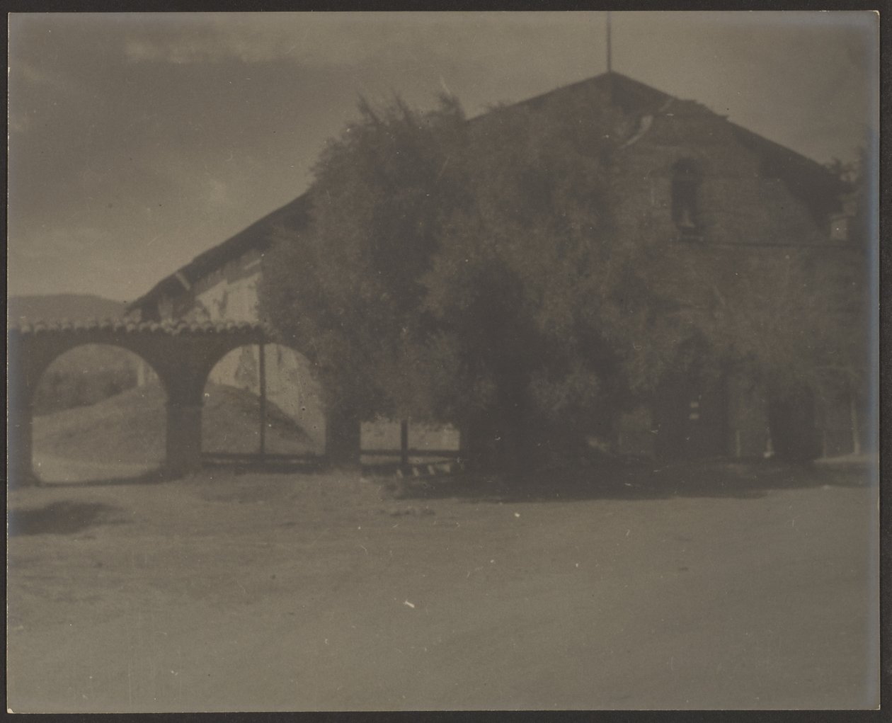  by Louis Fleckenstein