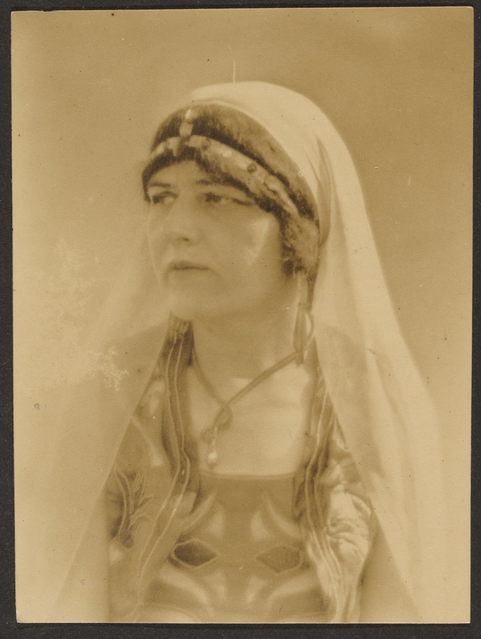  by Louis Fleckenstein
