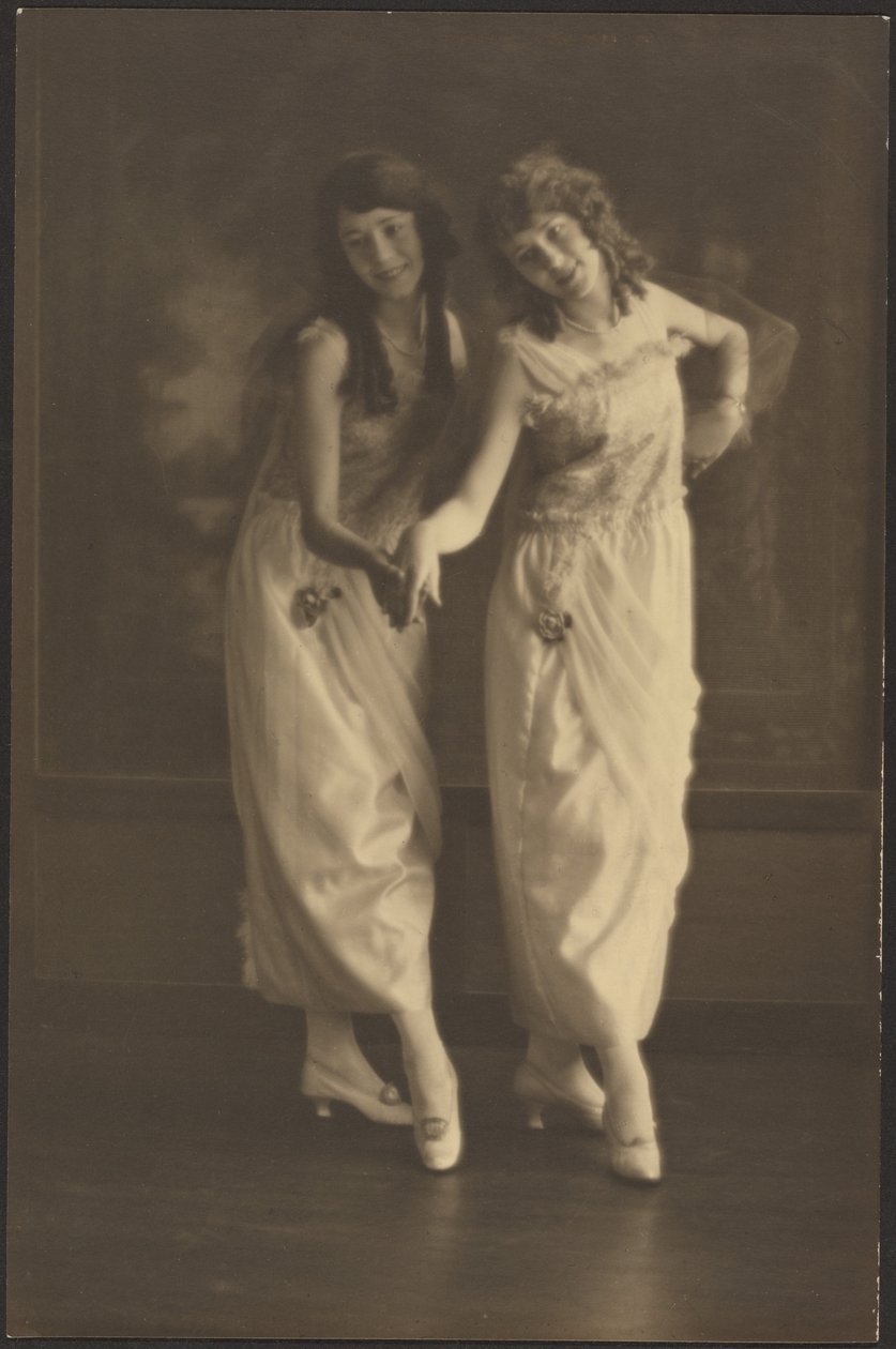  by Louis Fleckenstein