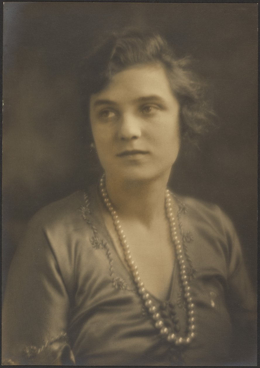  by Louis Fleckenstein