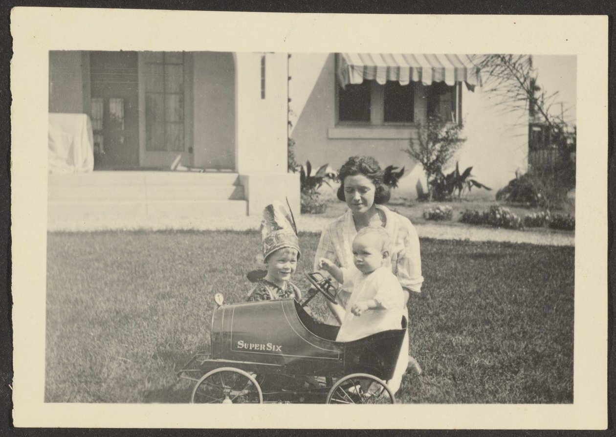  by Louis Fleckenstein